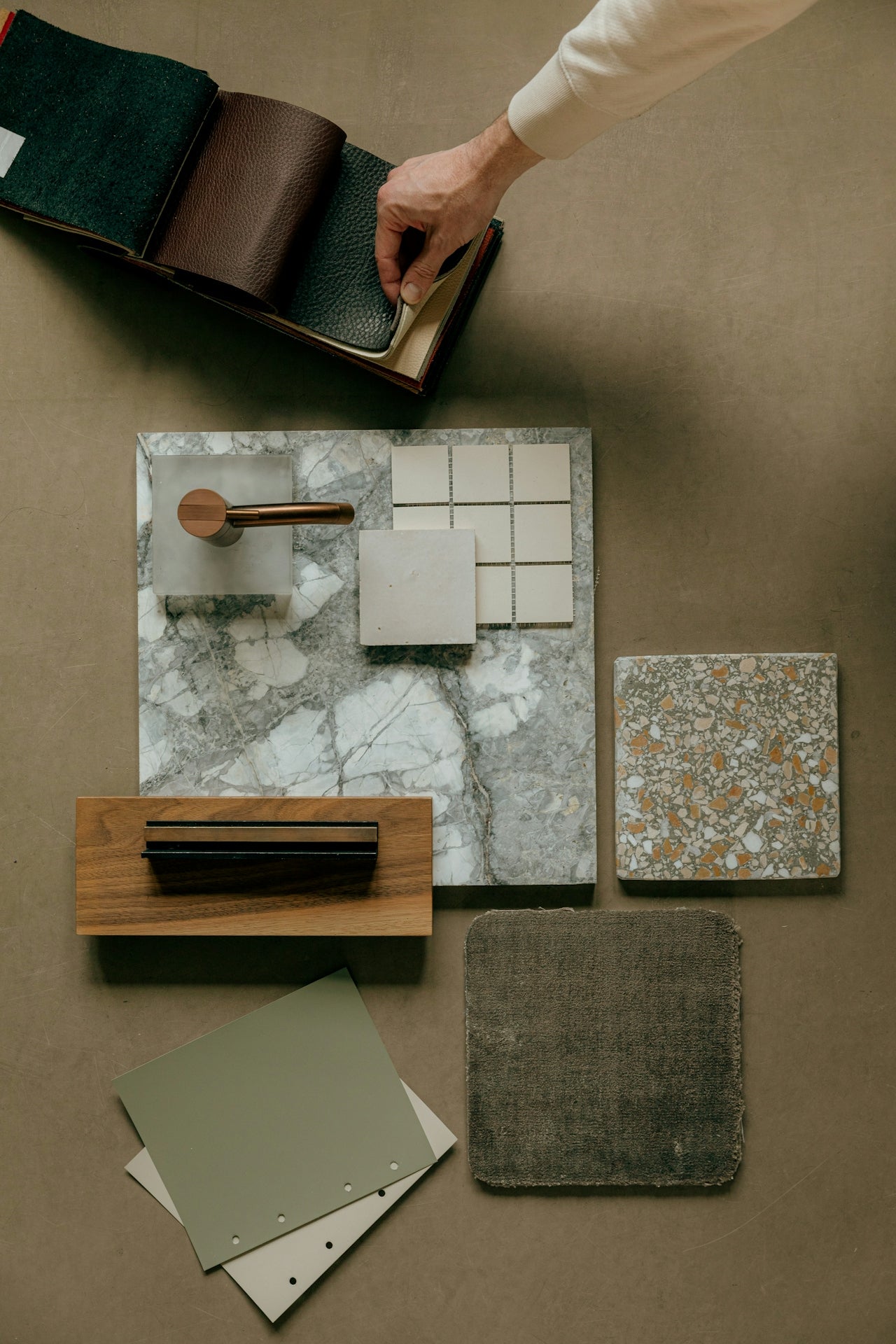 Premium material selection for corporate gifts